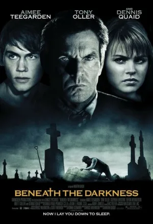 Сквозь тьму (фильм, 2011)