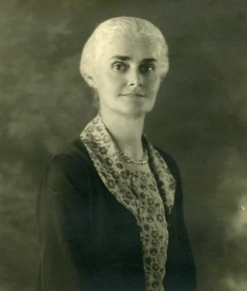 Флора Томпсон