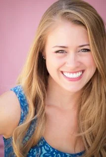 Би Авила