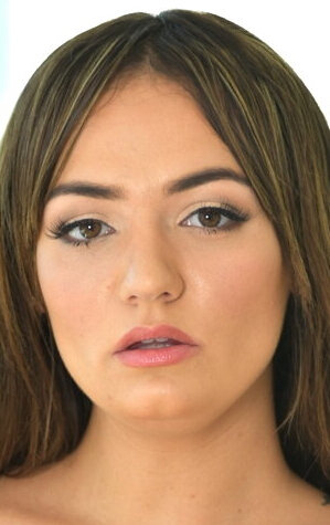 Шарлотта Кросс