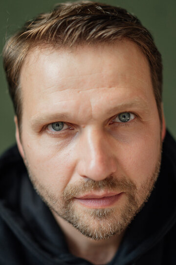 Юрий Кухаренко