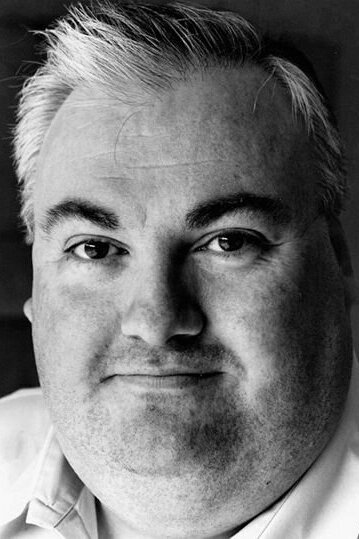 Саймон Фишер-Бекер